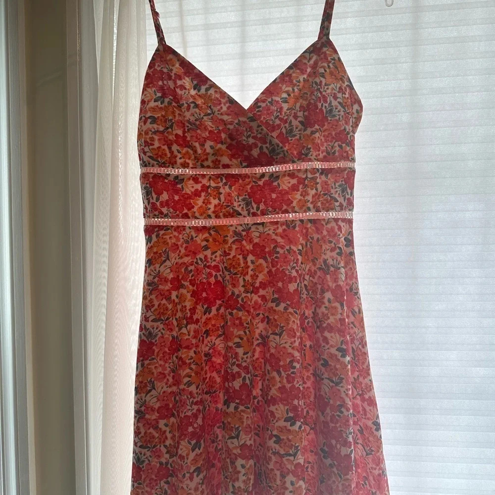 June & Ivy XS Sleeveless Floral Dress